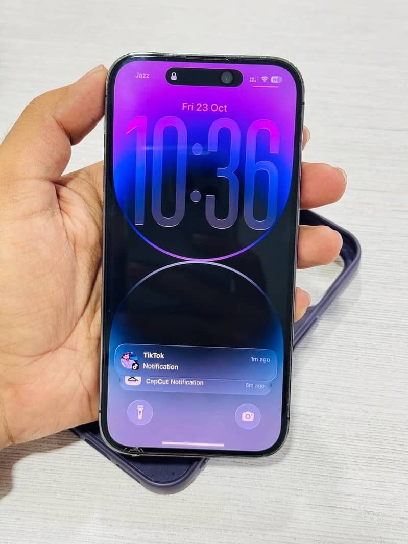 Apple iPhone 14 Pro 2