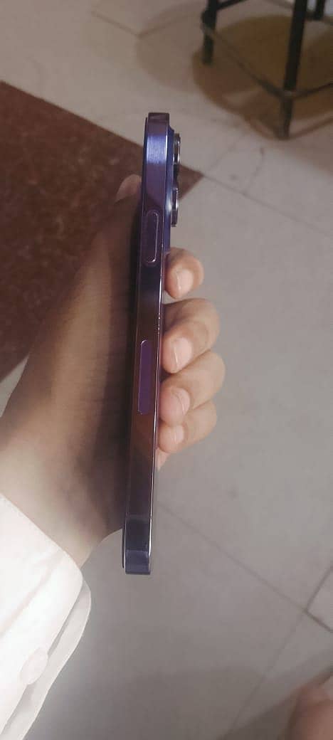 Apple iPhone 14 Pro Max 1