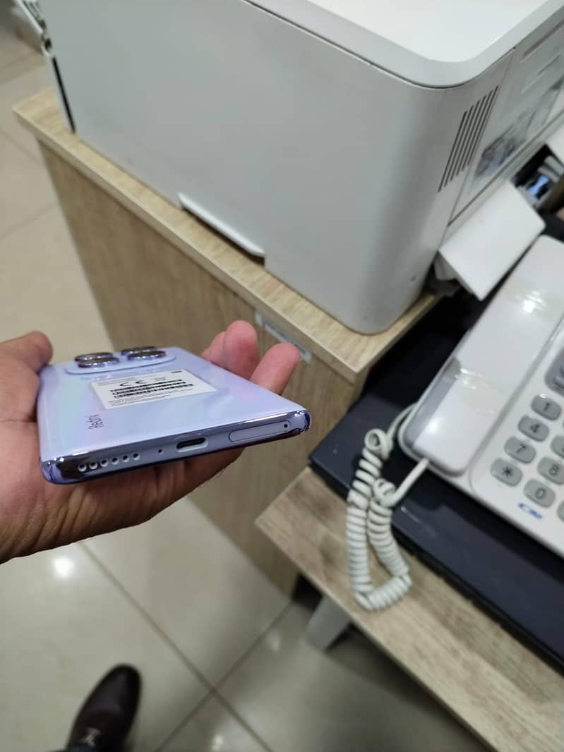 Xiaomi Redmi Note 14 Pro 3