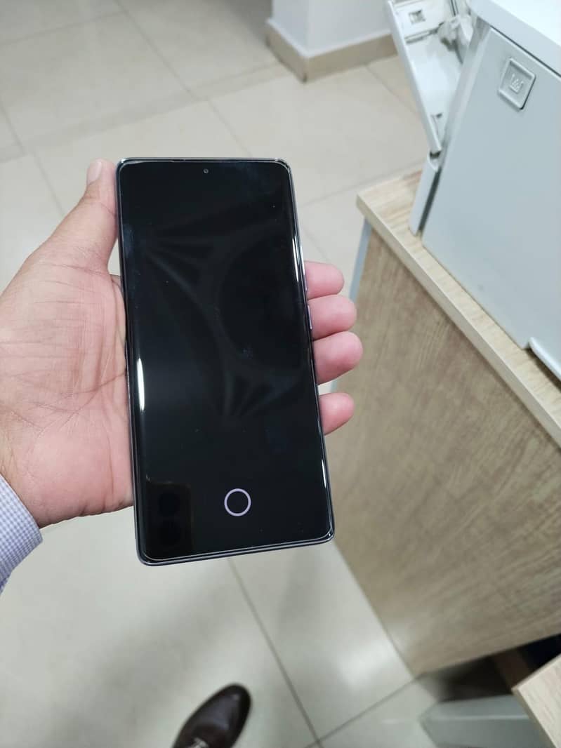 Xiaomi Redmi Note 14 Pro 4