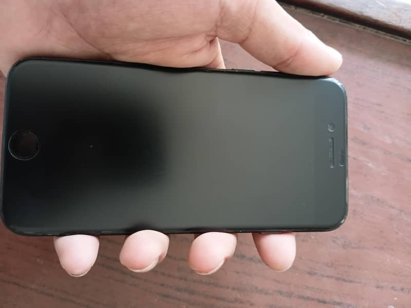 Apple iPhone 7 6