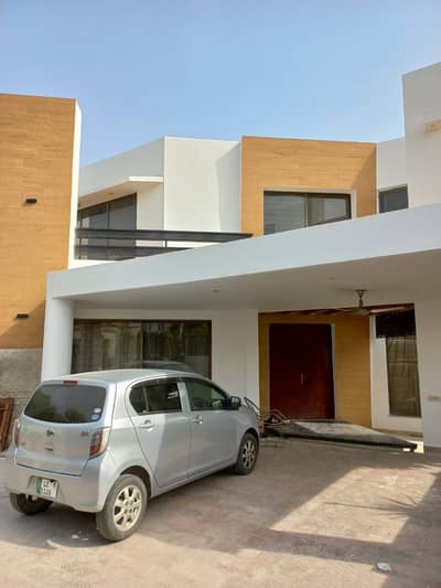 1 Kanal Beautiful Upper Portion Available For Rent In Dha