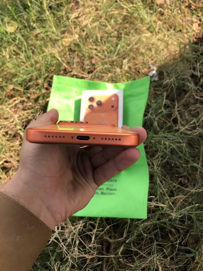 Apple iPhone 17 Pro Max 6