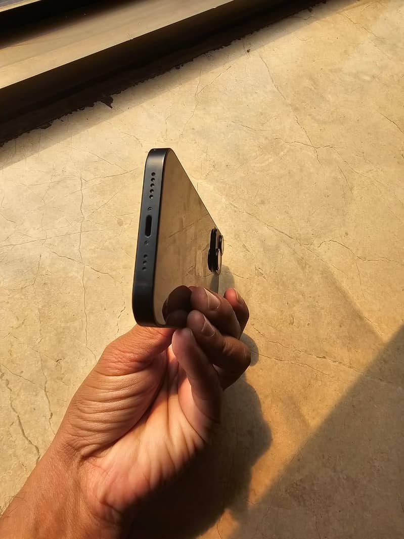 Apple iPhone 14 2