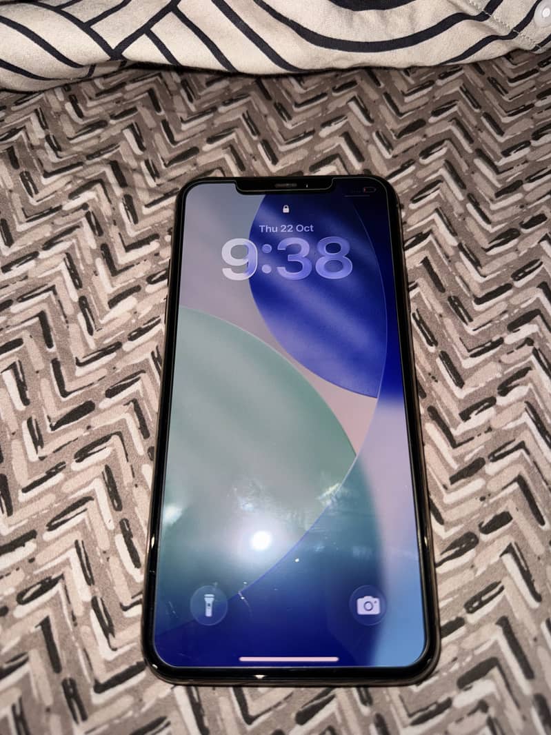 Apple iPhone 11 Pro Max 2