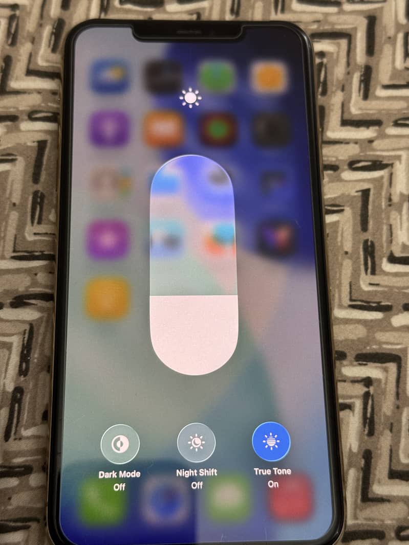 Apple iPhone 11 Pro Max 6