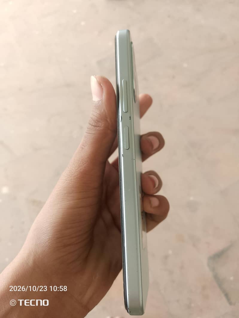 OPPO A6x 3