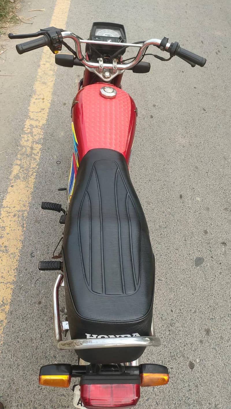 HONDA CD70 6