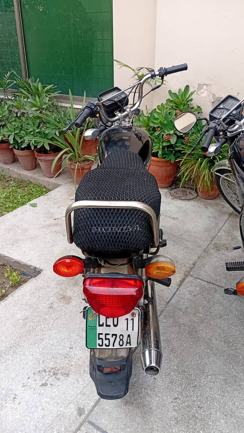Honda CD 70 2011 6