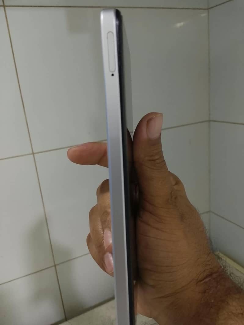 Realme C71 3