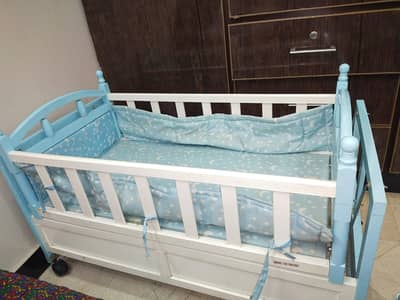 Baby cot n swing