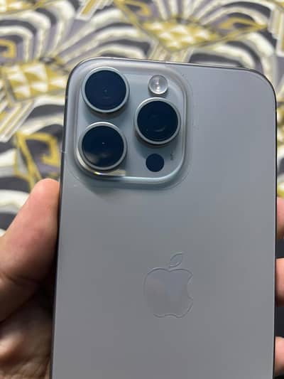 Apple iPhone 15 Pro Max