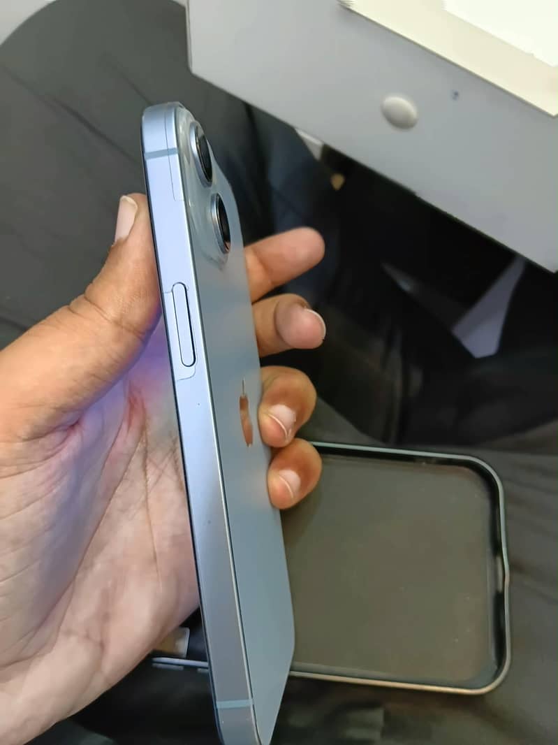 Apple iPhone 14 5