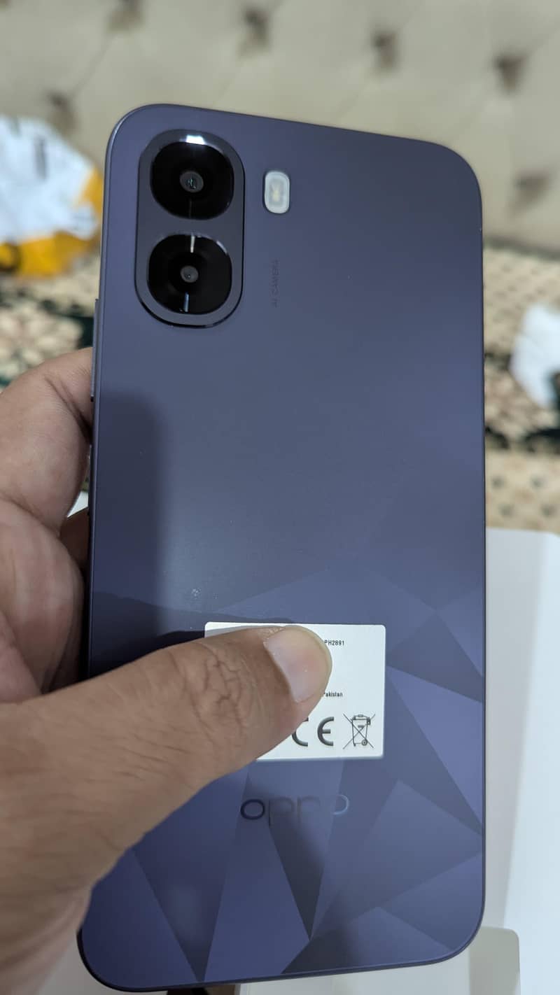 OPPO A6k 1
