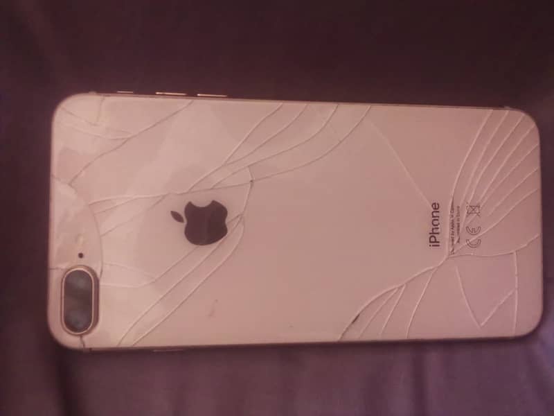 Apple iPhone 8 Plus 0