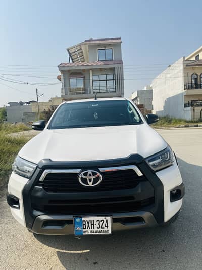 Toyota Hilux 2023
