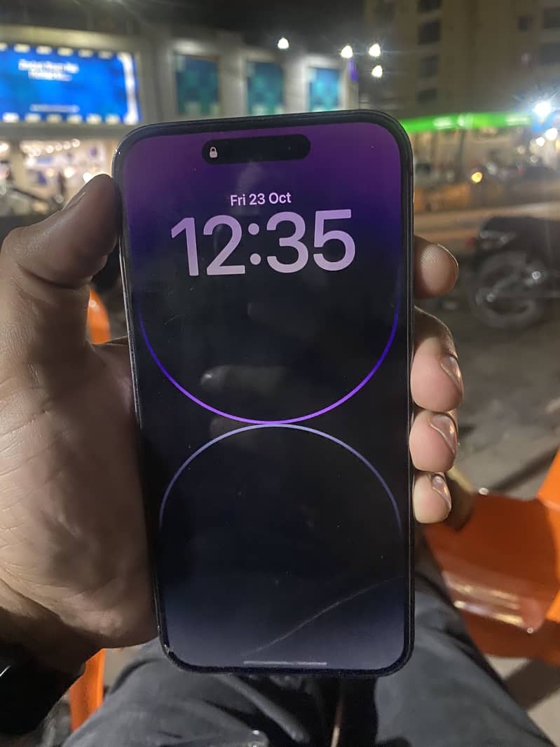 Apple iPhone 14 Pro Max 4