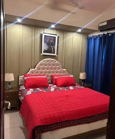 1 bedroom apartment available par day Empire Heights 2 phase 6