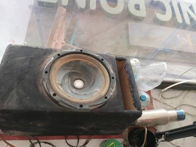 new 6 month used amplifier