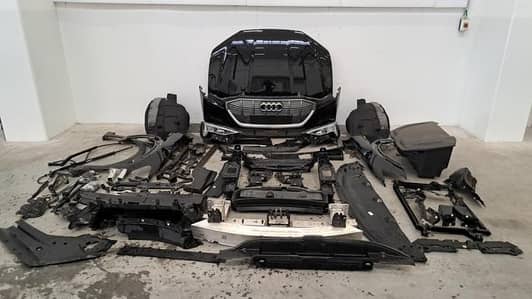 Audi e-tron Spare Parts Bonnet/ Bumpers/ Headlights