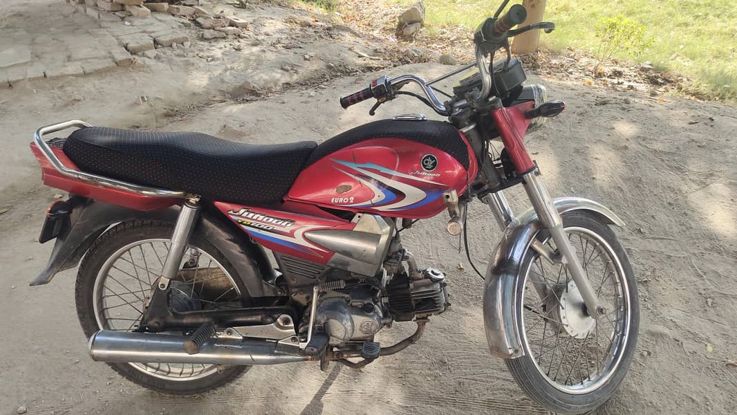 Yamaha janoon 2012 model 0