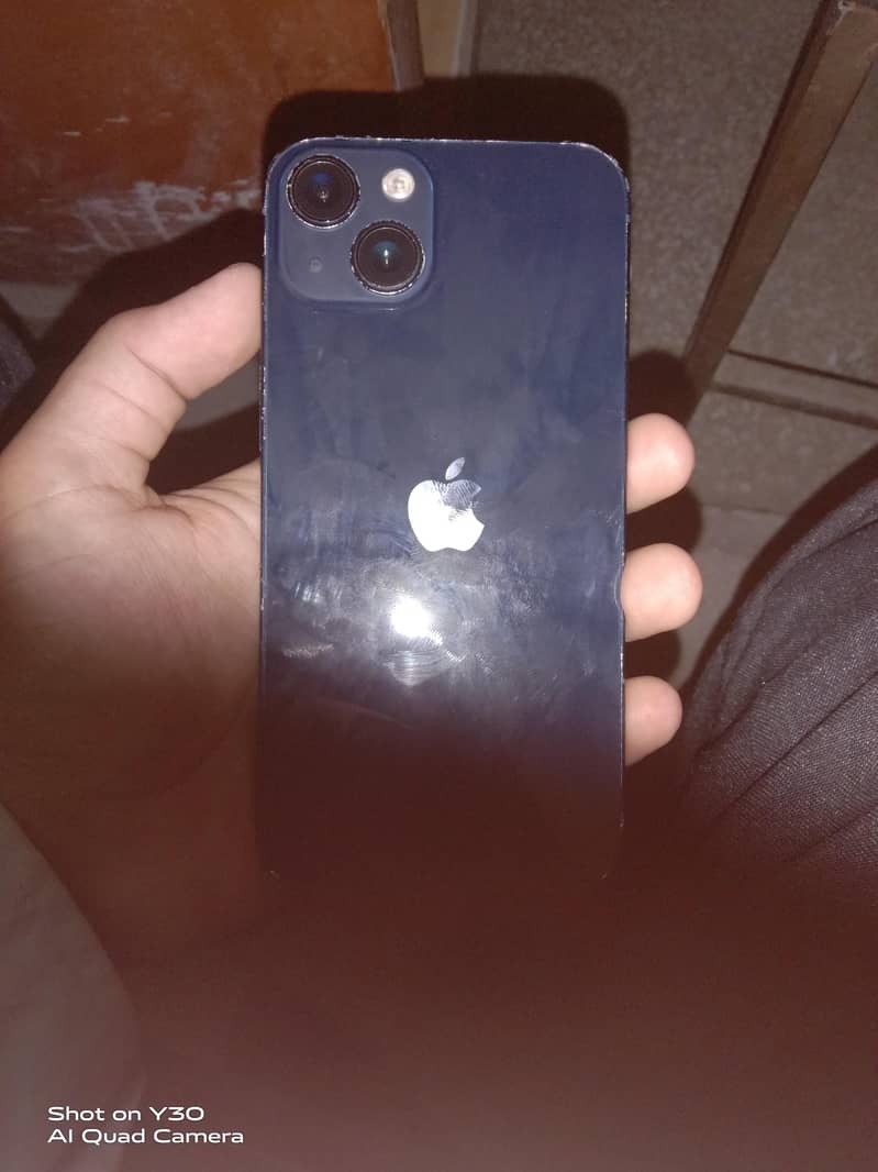 Apple iPhone 13 7