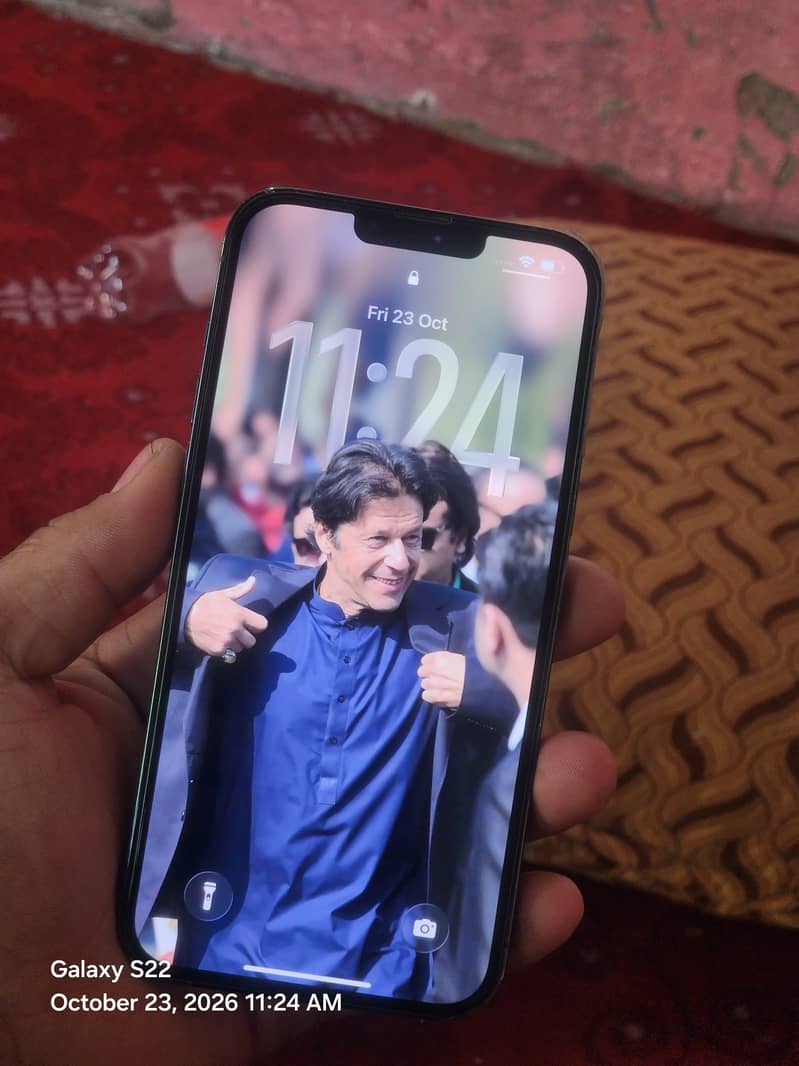 Apple iPhone 13 Pro Max 1