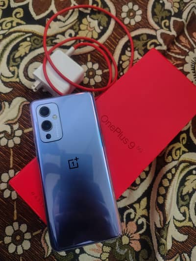 One Plus 9 5g. 8/128