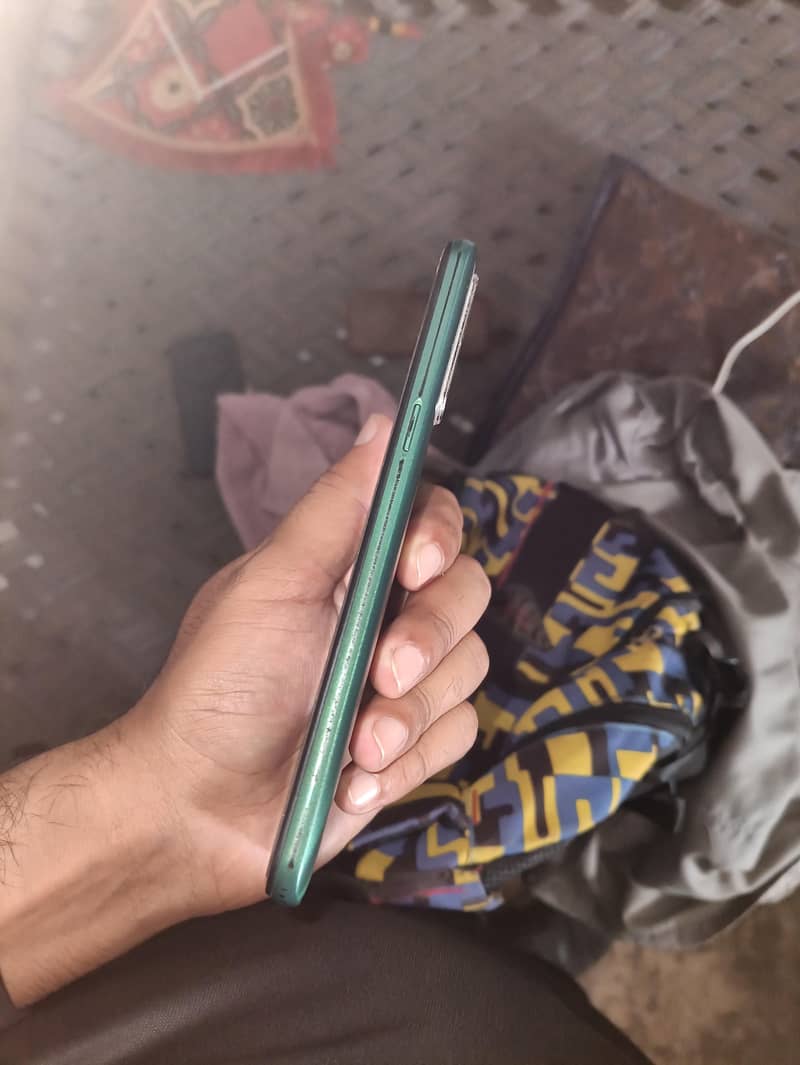 Realme 5i 1