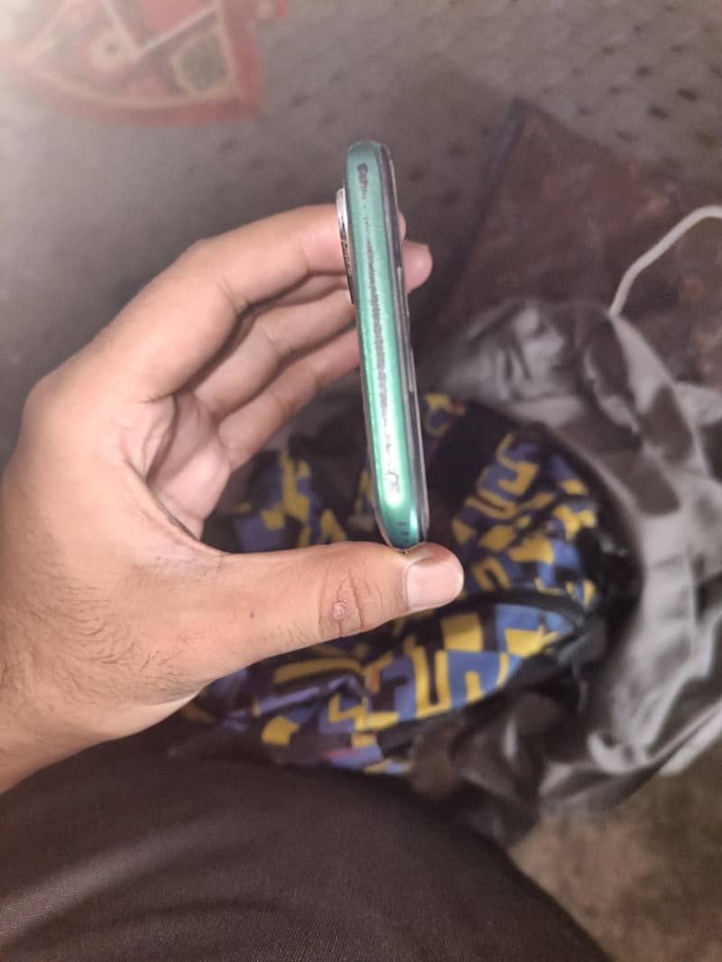 Realme 5i 3