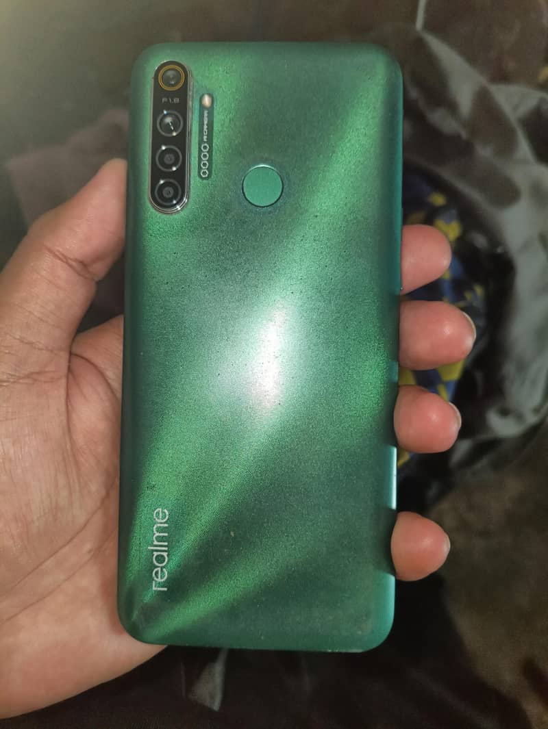 Realme 5i 4