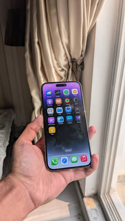 iPhone 14 Pro Max