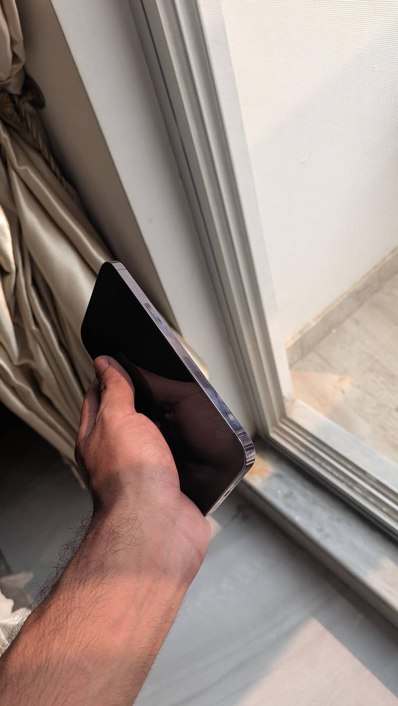 iPhone 14 Pro Max 6