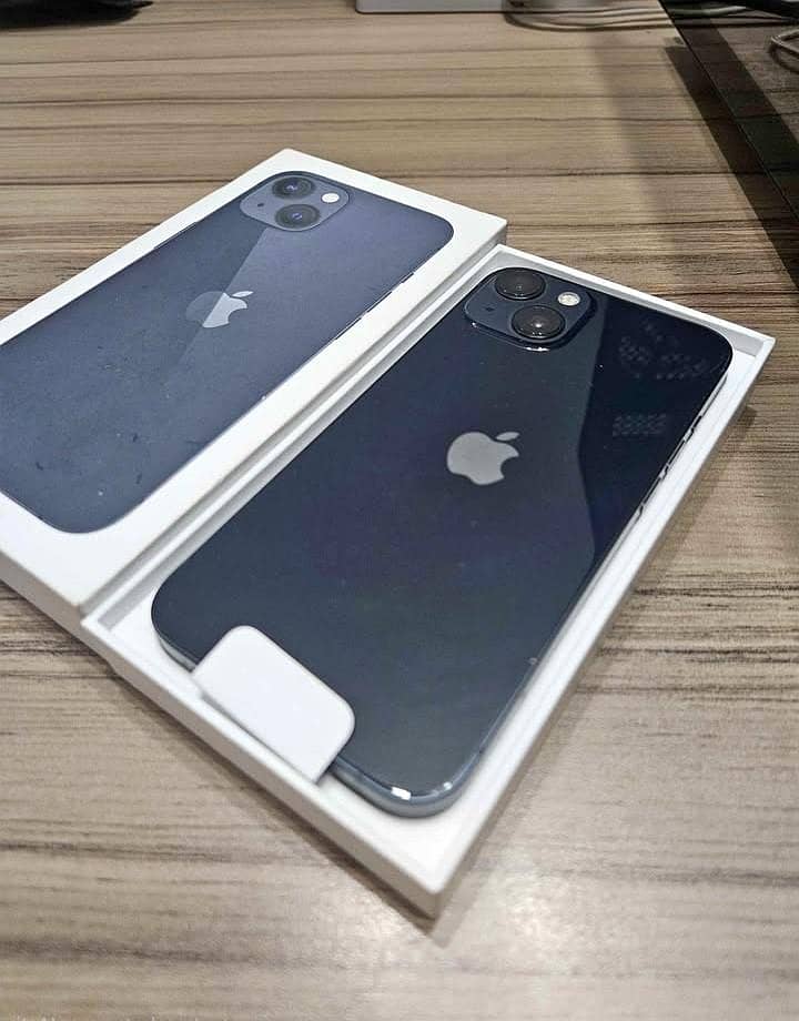 Apple iPhone 13 0