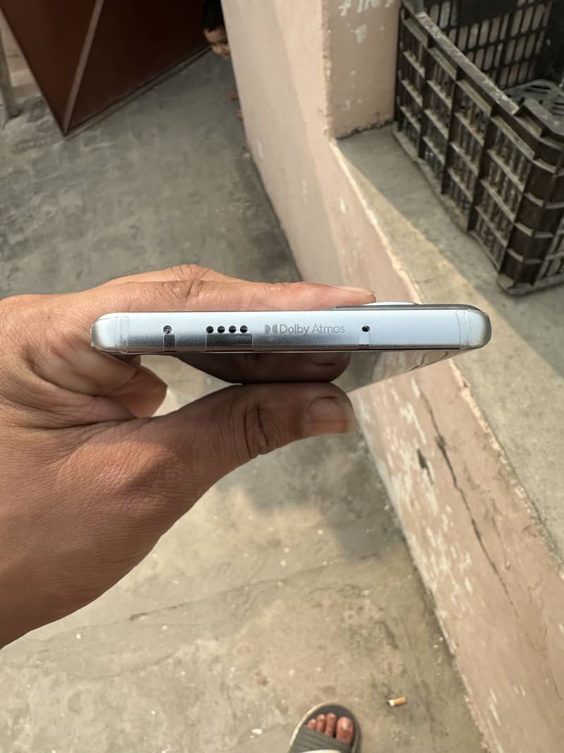 Tecno CAMON 40 Pro 1