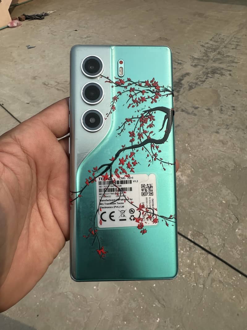 Tecno CAMON 40 Pro 3