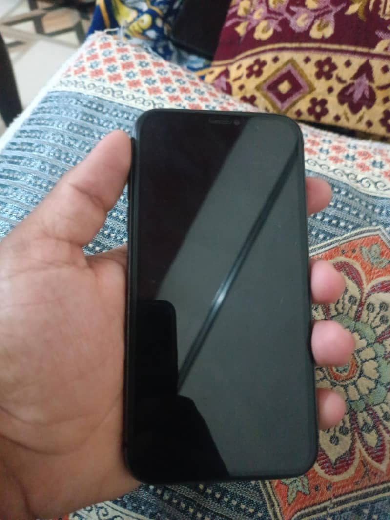 Apple iPhone 11 1