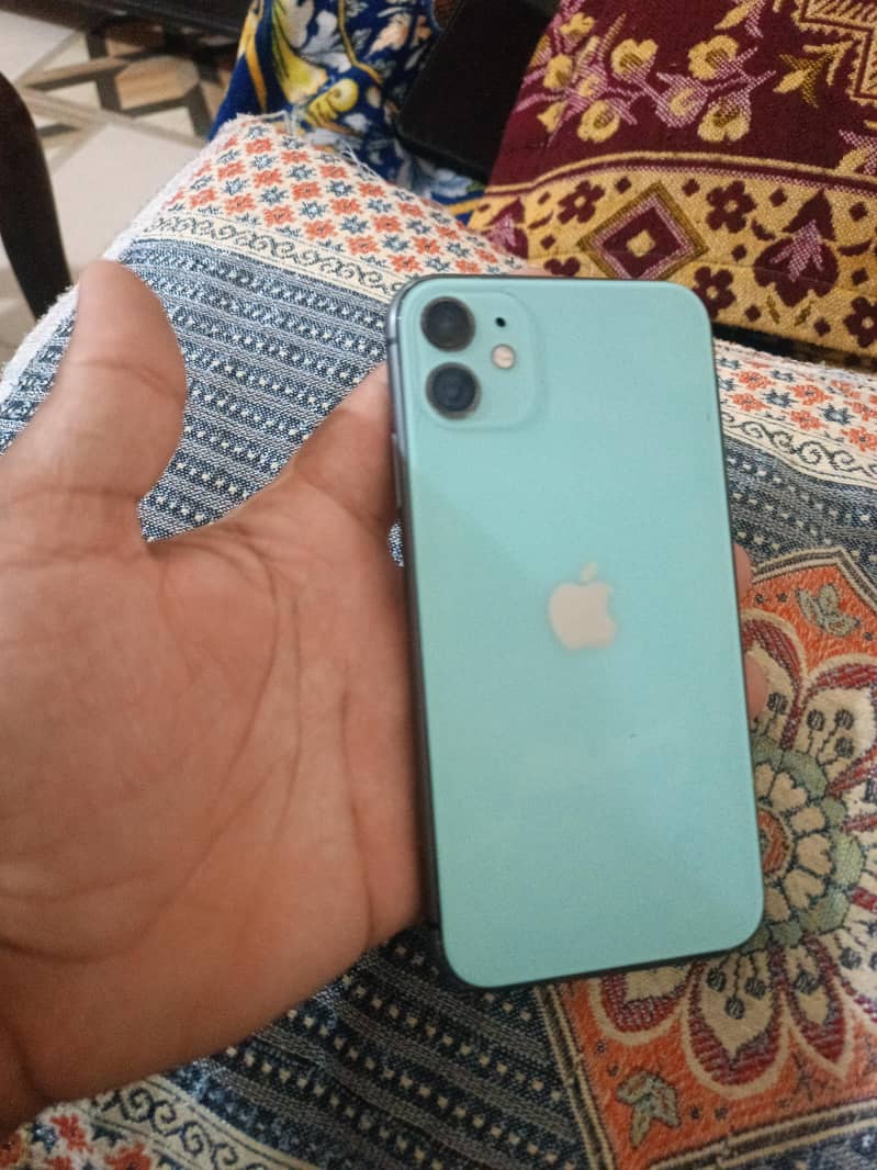Apple iPhone 11 2