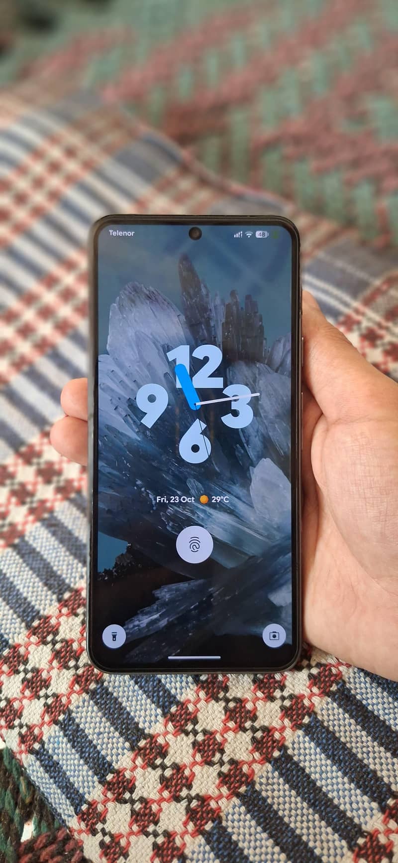 Google Pixel 8 4