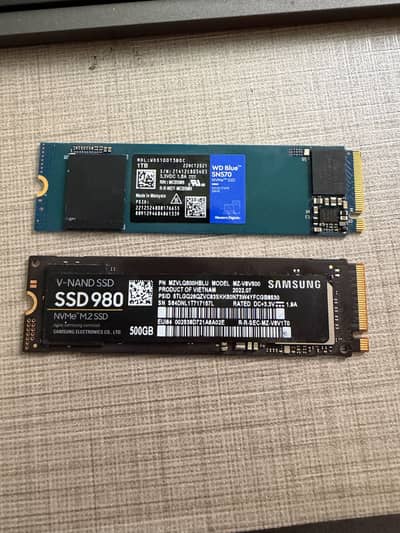 WD SN570 1TB + Samsung 980 500GB NVMe SSD – 98% Health 99% Health