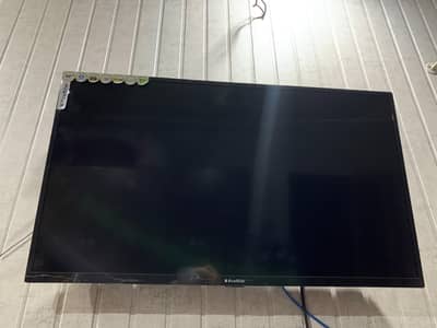 EcoStar 40 Inch LED TV - Excellent Condition
