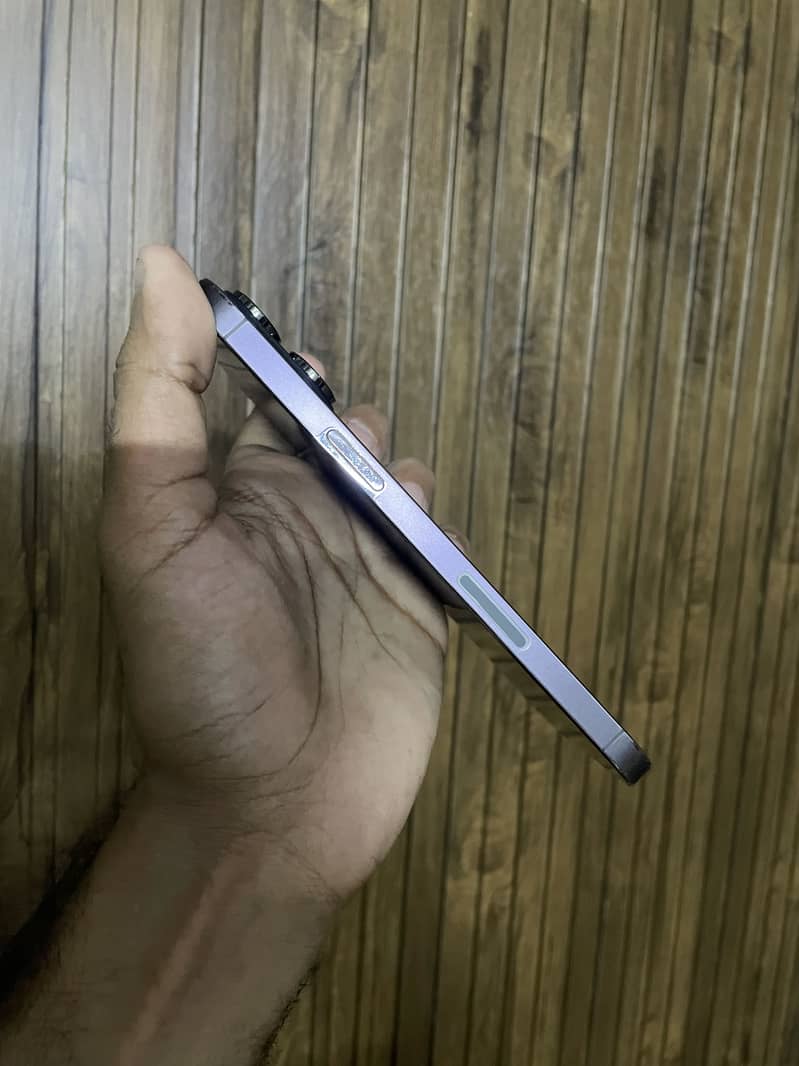 Apple iPhone 14 Pro Max 3
