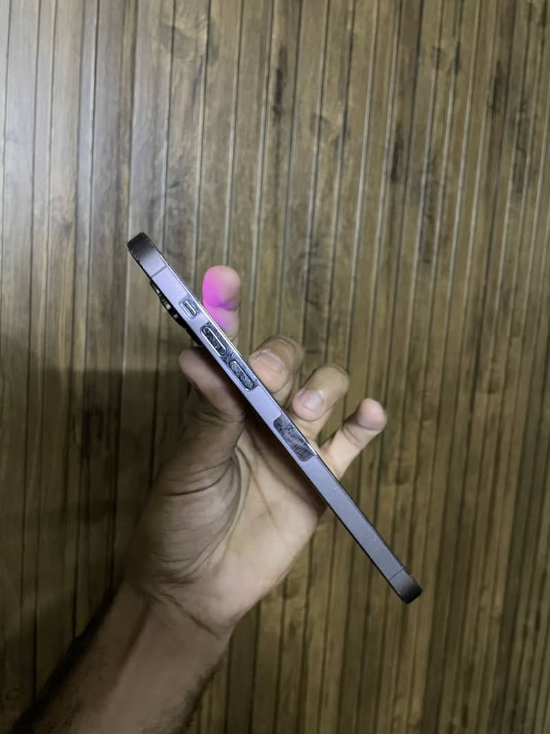 Apple iPhone 14 Pro Max 5