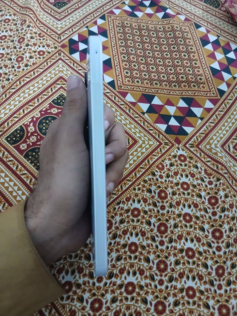 Samsung Mobile A16 7