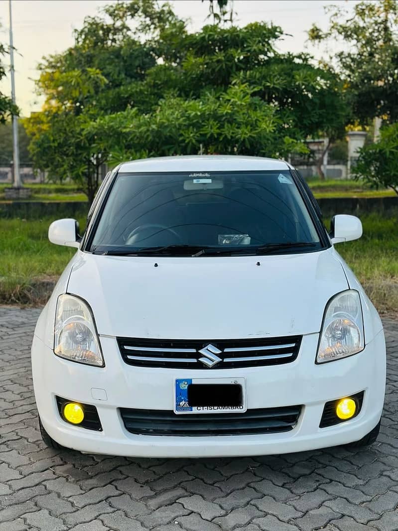 Suzuki Swift 2011 0