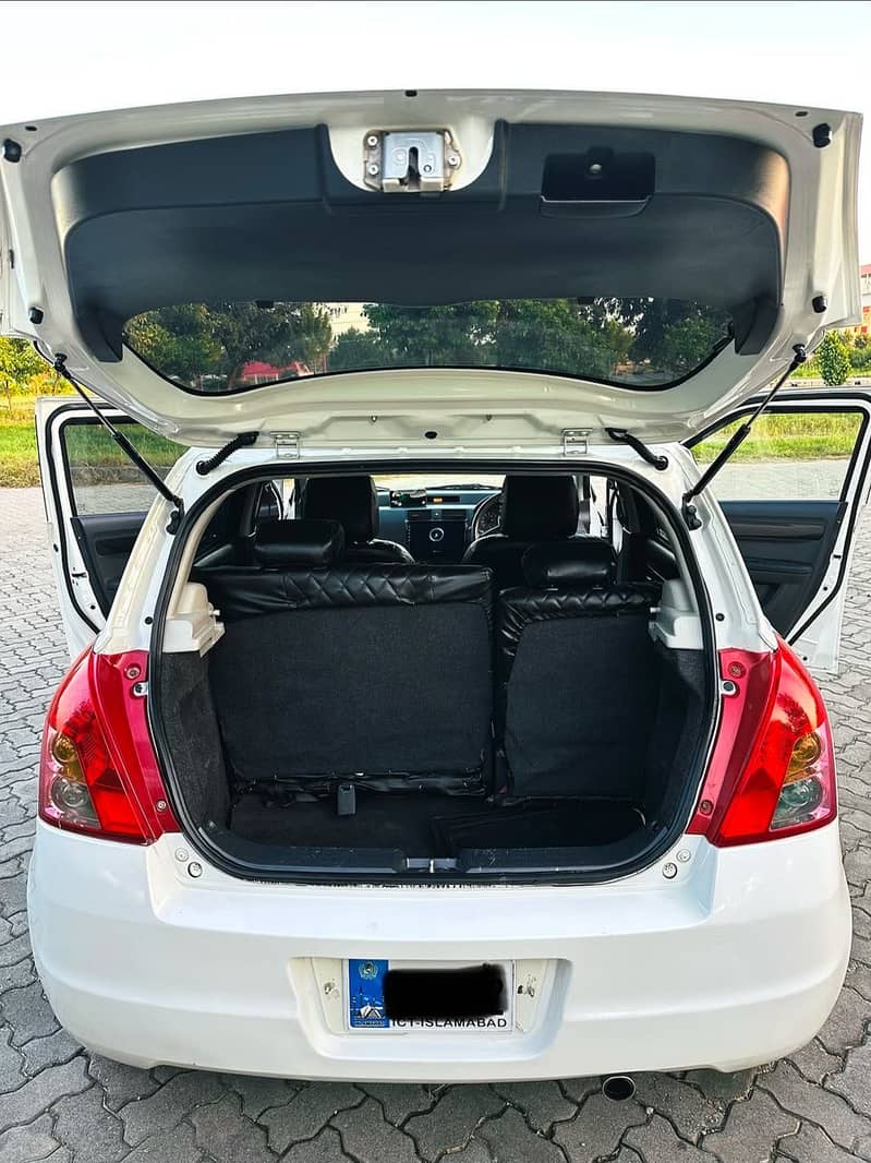 Suzuki Swift 2011 4