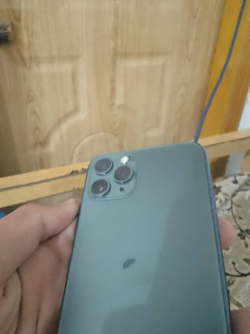 Apple iPhone 11 Pro 0