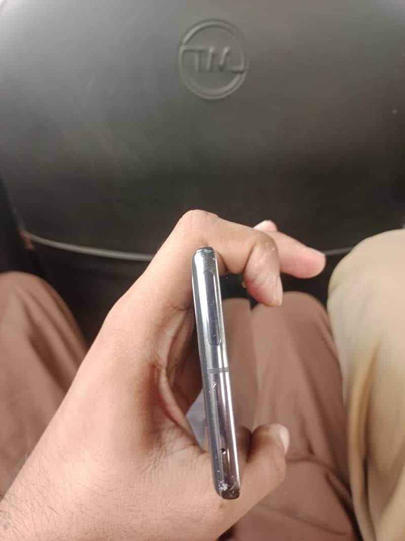 Google Pixel 7 Pro 4