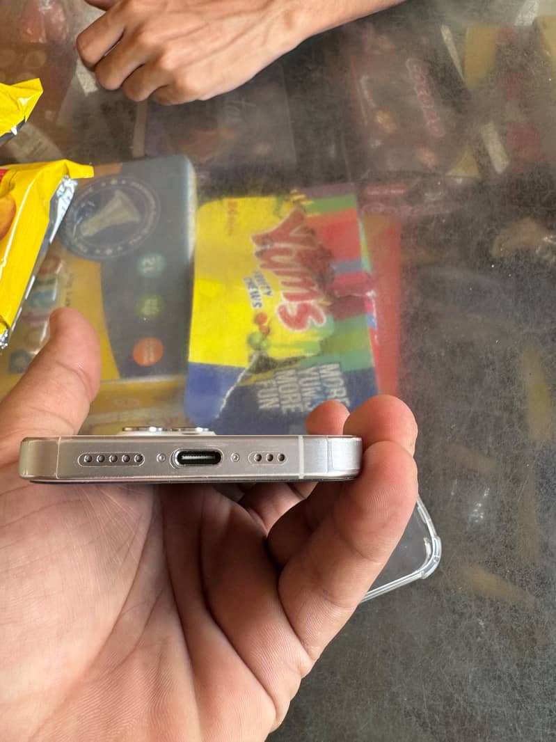 Apple iPhone 15 Pro 2