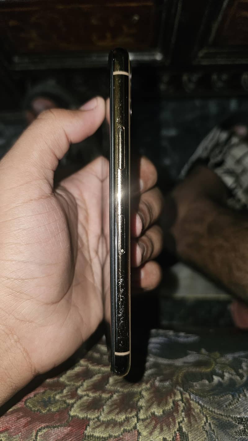 Apple iPhone 11 Pro pta 4